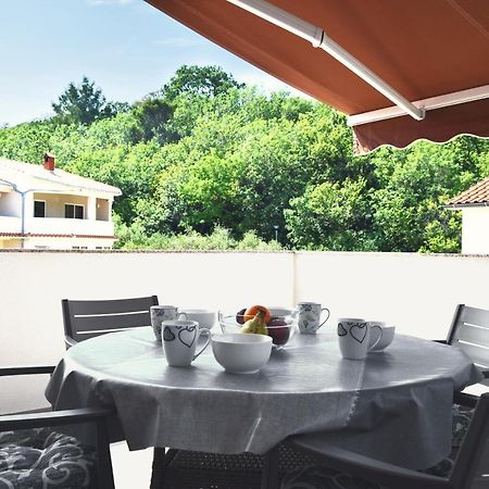 Rab Apartments Aurora 라브 외부 사진
