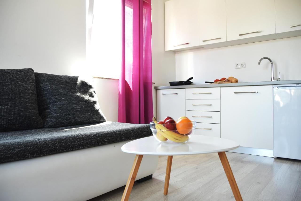 Rab Apartments Aurora 라브 외부 사진
