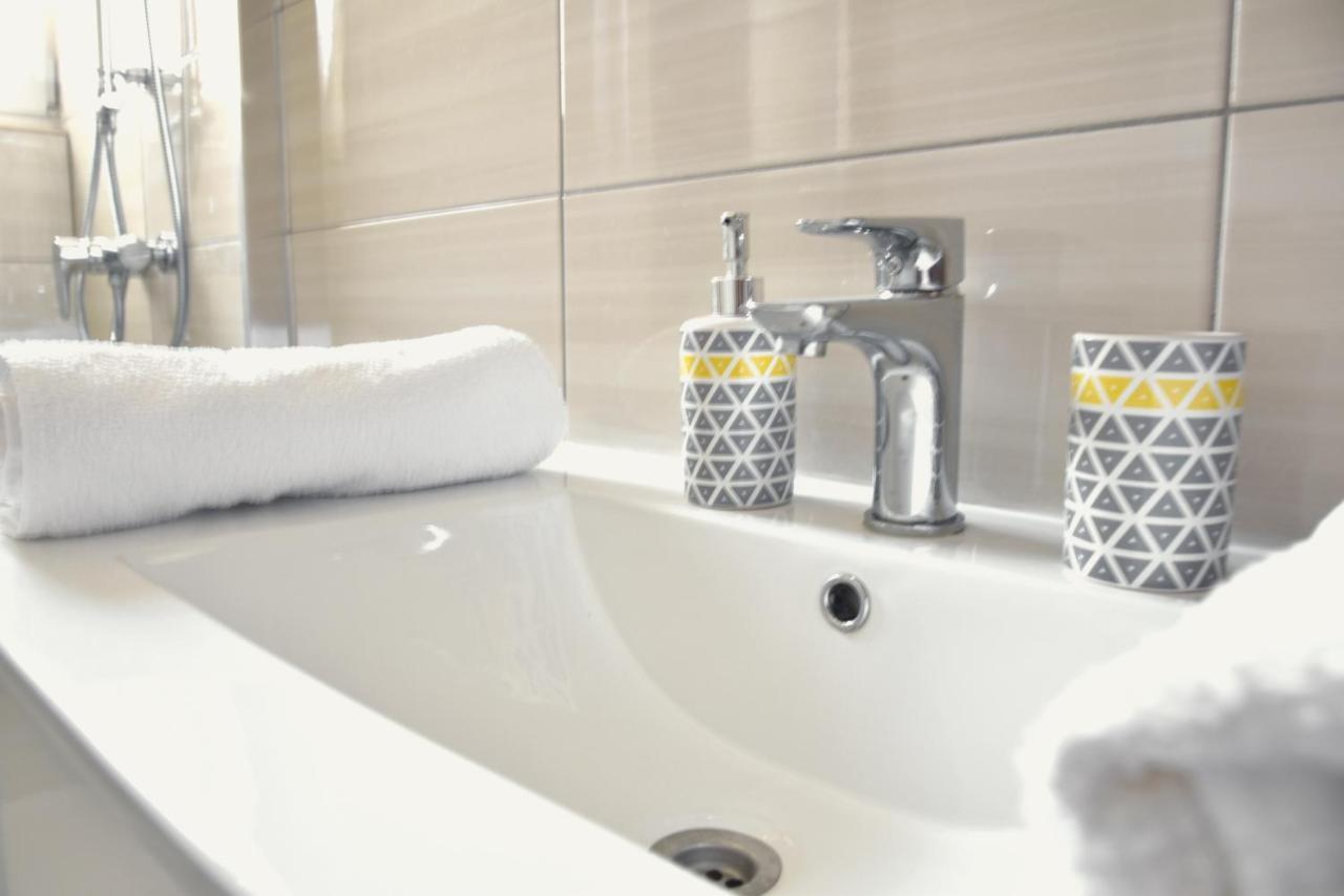 Rab Apartments Aurora 라브 외부 사진