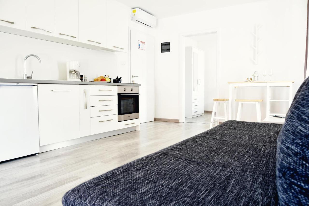 Rab Apartments Aurora 라브 외부 사진